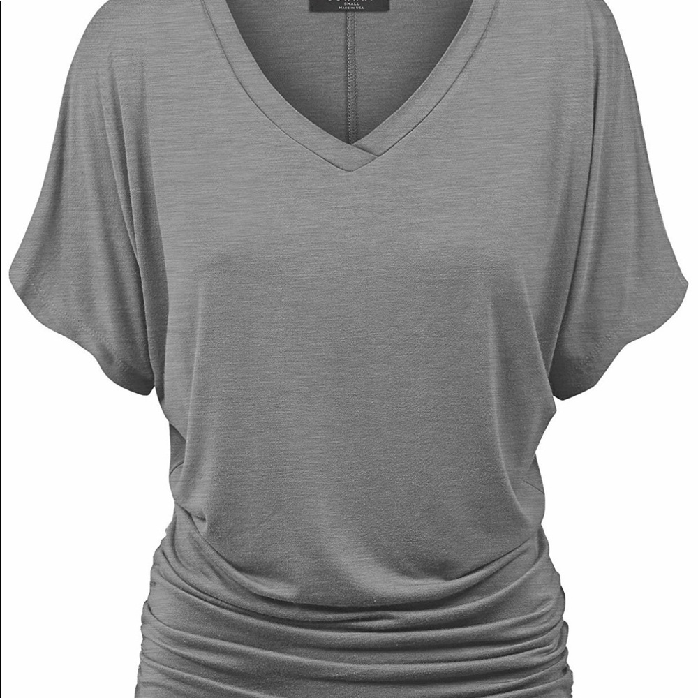 ♥️ NWT Beautiful Top ♥️  Size Medium!